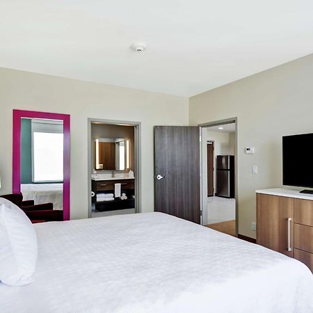 Home2 Suites By Hilton Bedford Dfw West Екстер'єр фото