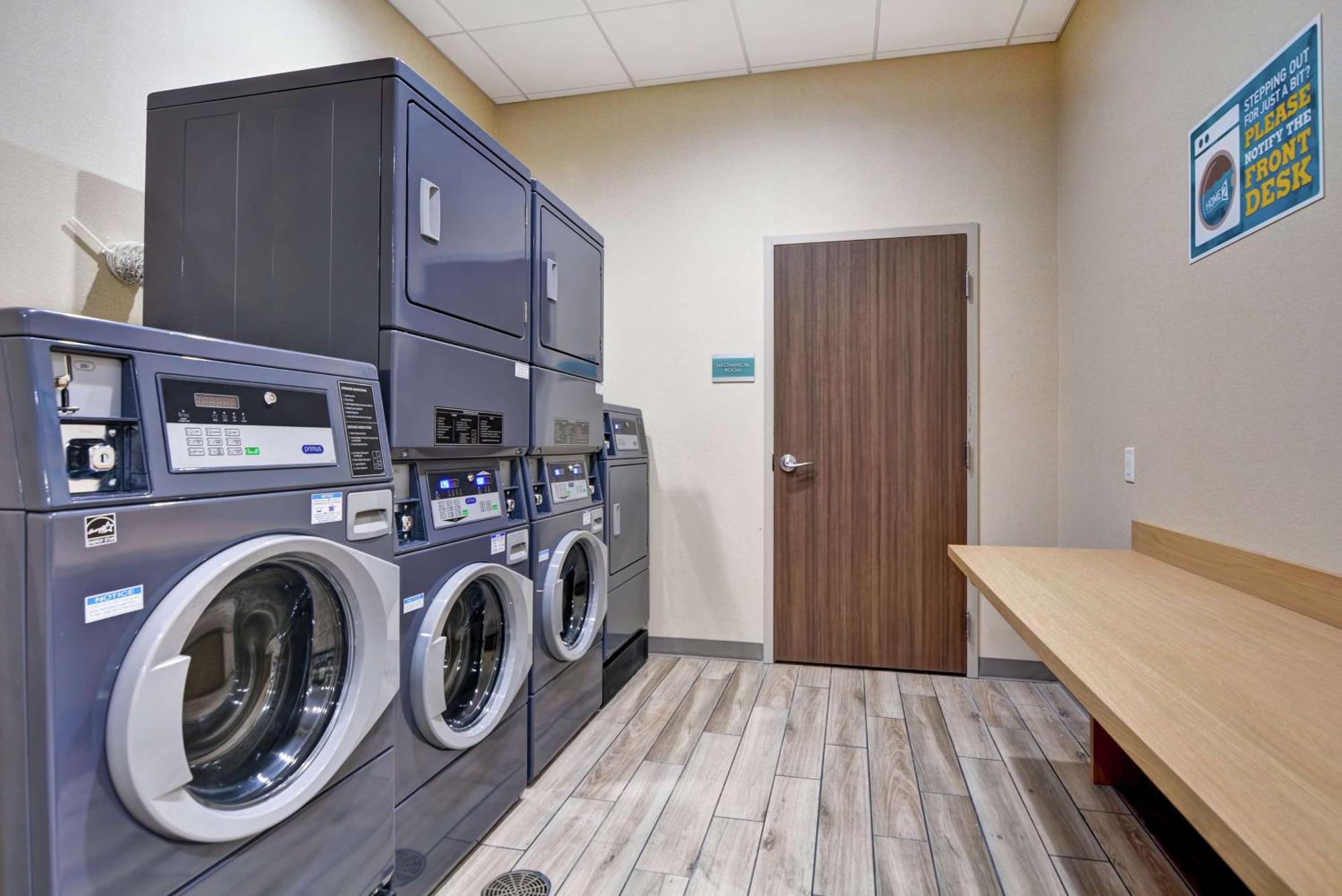 Home2 Suites By Hilton Bedford Dfw West Екстер'єр фото